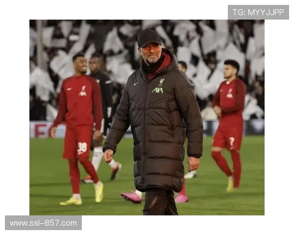 克洛普离开后利物浦面临的挑战与足球风格的调整 克洛普离开后利物浦面临的挑战与足球风格的调整