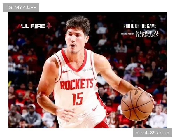 火箭新秀谢泼德被提上首发，首次出手即命中三分