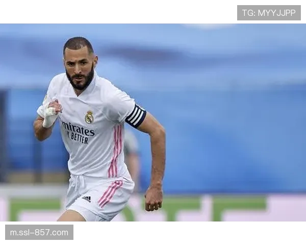 米卡塔泽第76分钟破门，比利亚雷亚尔扳回一球